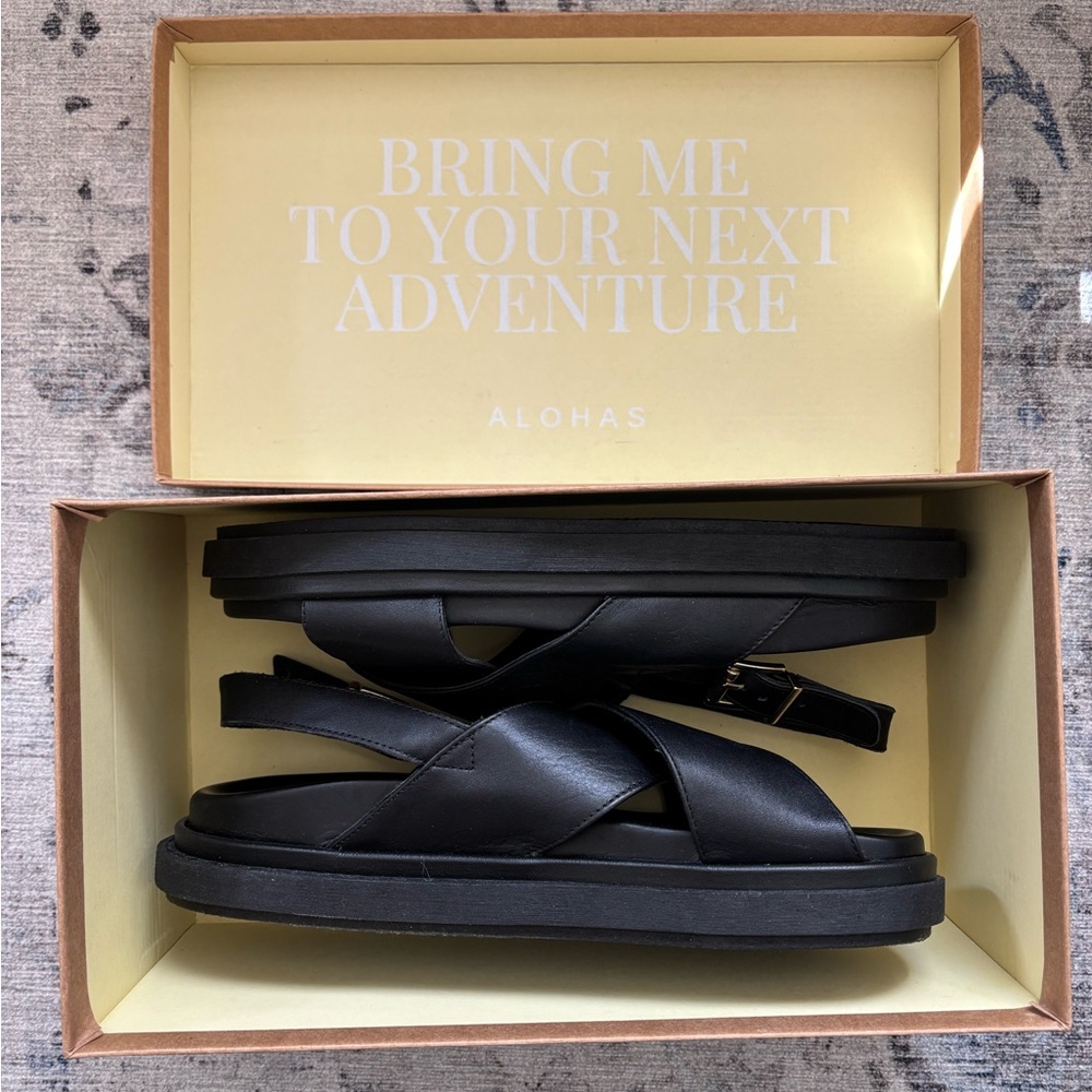 Alohas Marshmallow Black Sandals